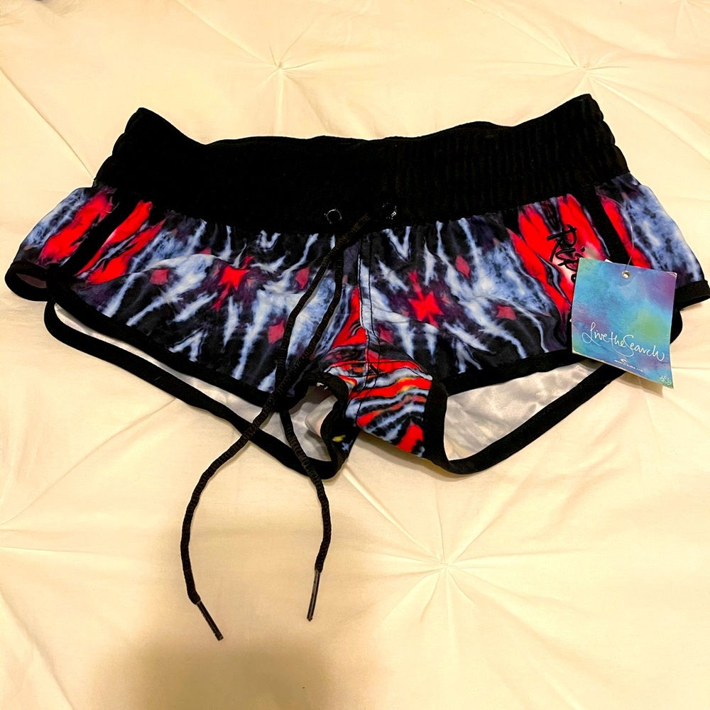 Ripcurl surf shorts. Tyedie.